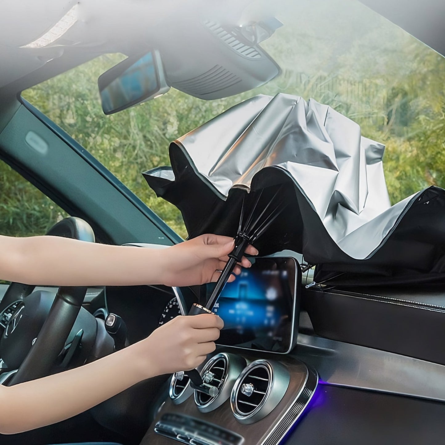 CAR WIND SHIELD UMBRELLA ( UV LIGHT PROTECTION )